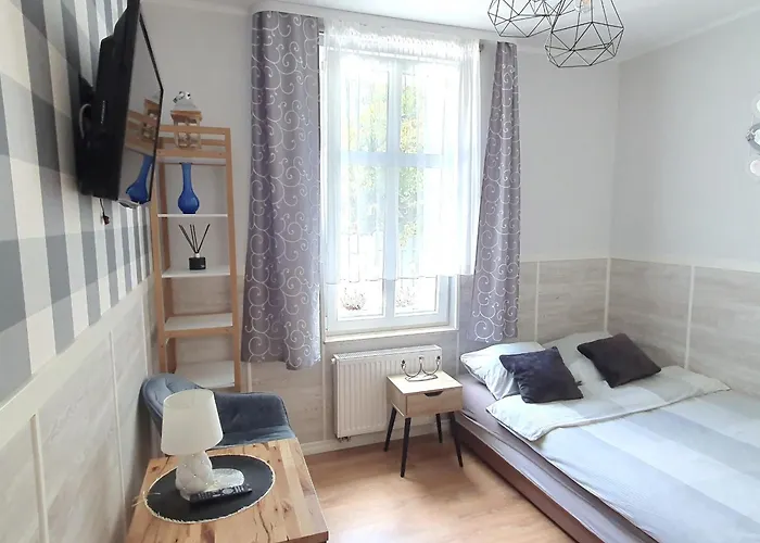 Willa Azur Blisko Plazy, Centrum Mielna Quarto em Acomodações Particulares *